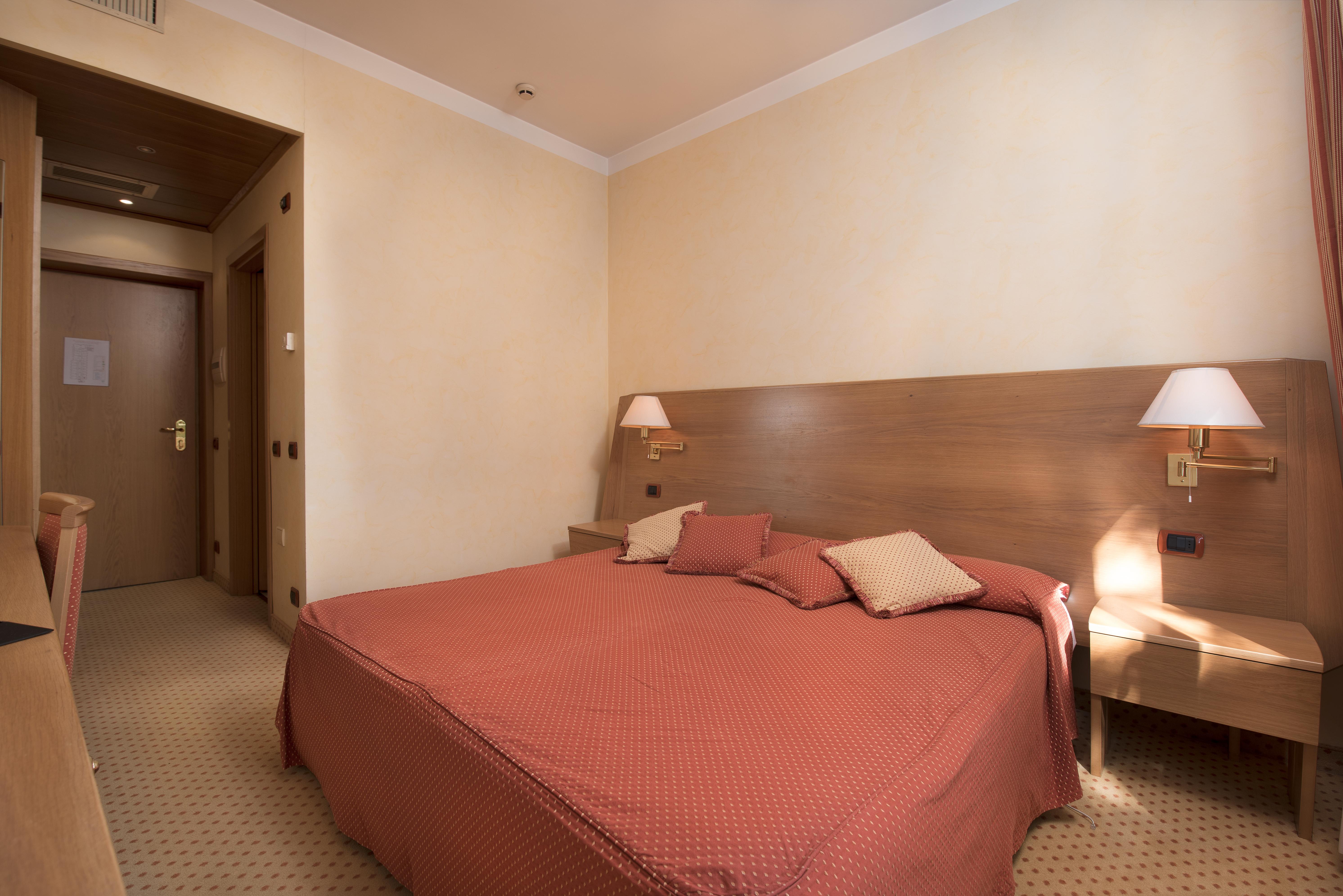 Hotel San Pancrazio Trescore Balneario Exterior photo