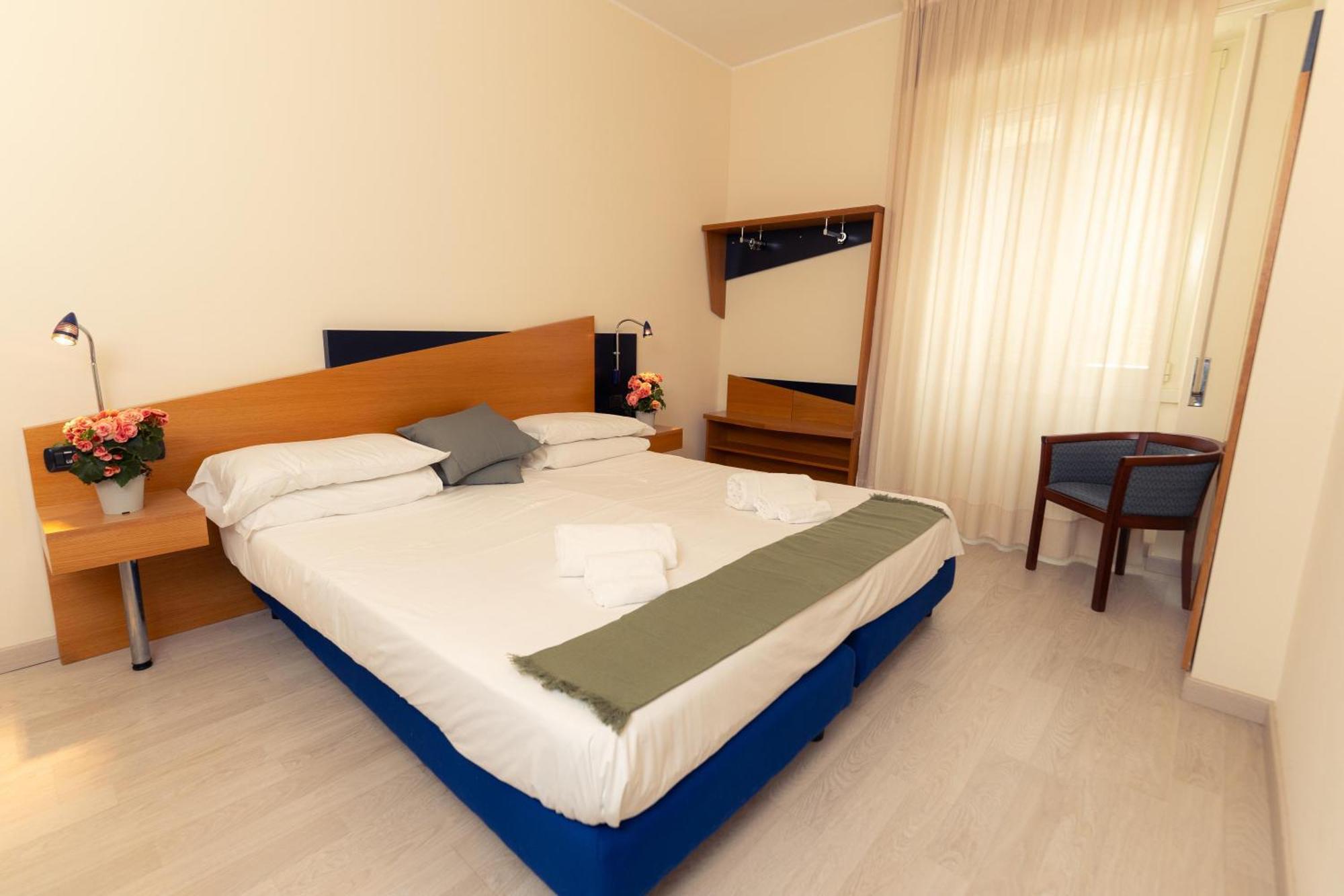 Hotel San Pancrazio Trescore Balneario Exterior photo