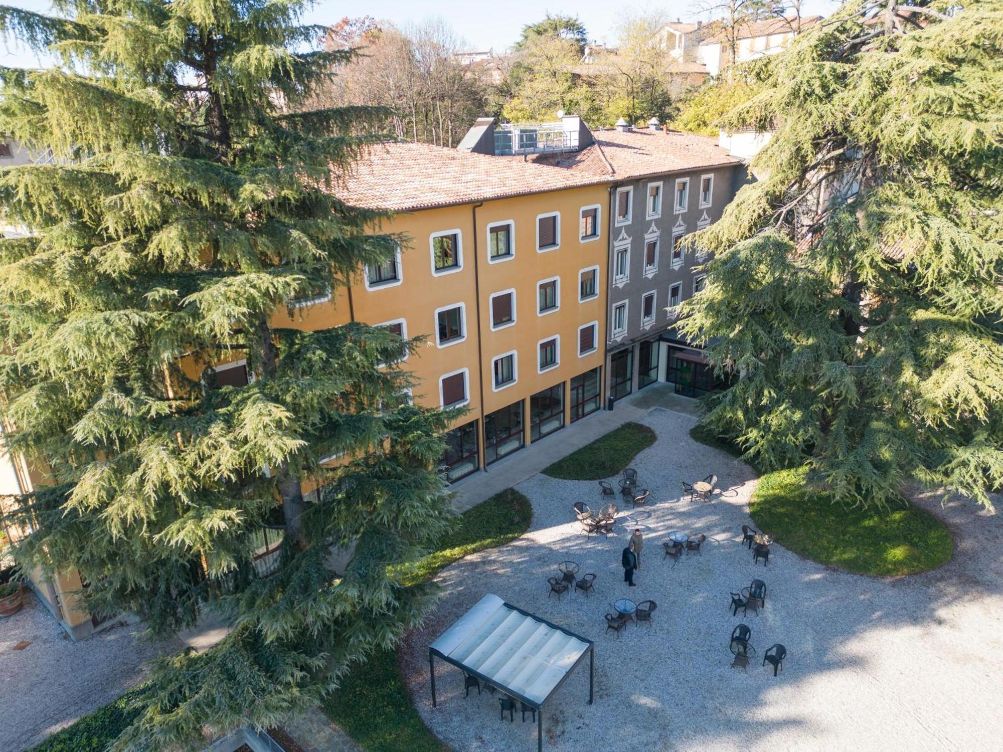 Hotel San Pancrazio Trescore Balneario Exterior photo