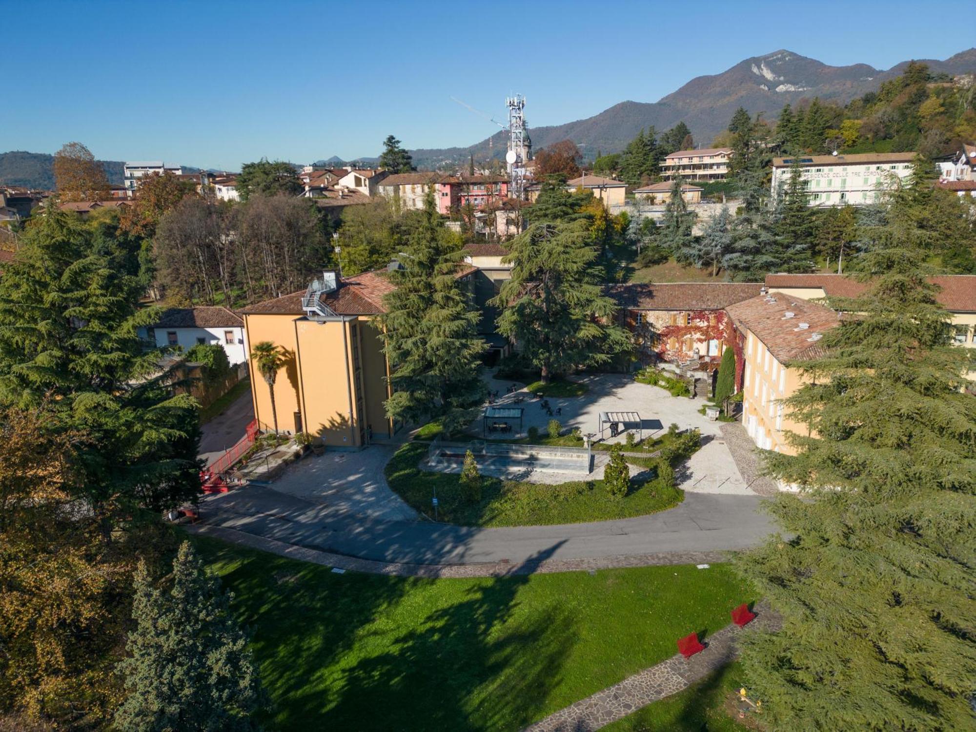 Hotel San Pancrazio Trescore Balneario Exterior photo